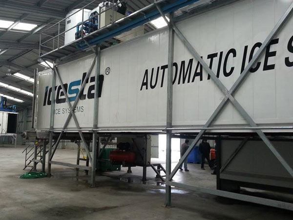 http://icemachineen.com/upload/2871/o/20_1_mobile_ice_storage_system_2.jpg